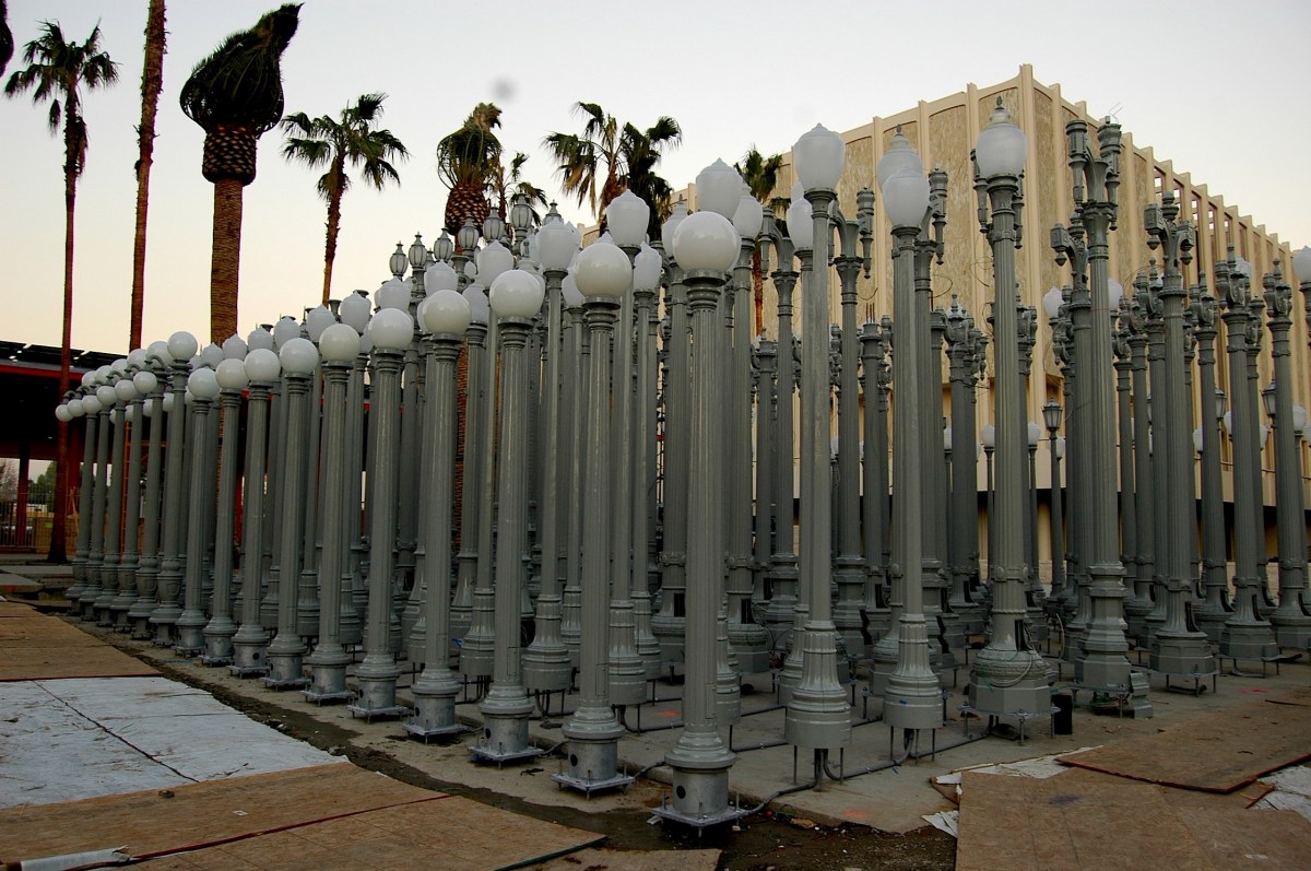 2183863701_73067f03bc_o