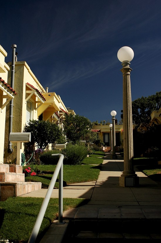 2296458423_1448914ae5_o