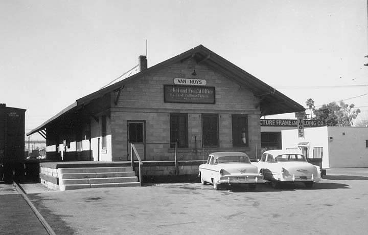 van_nuys4