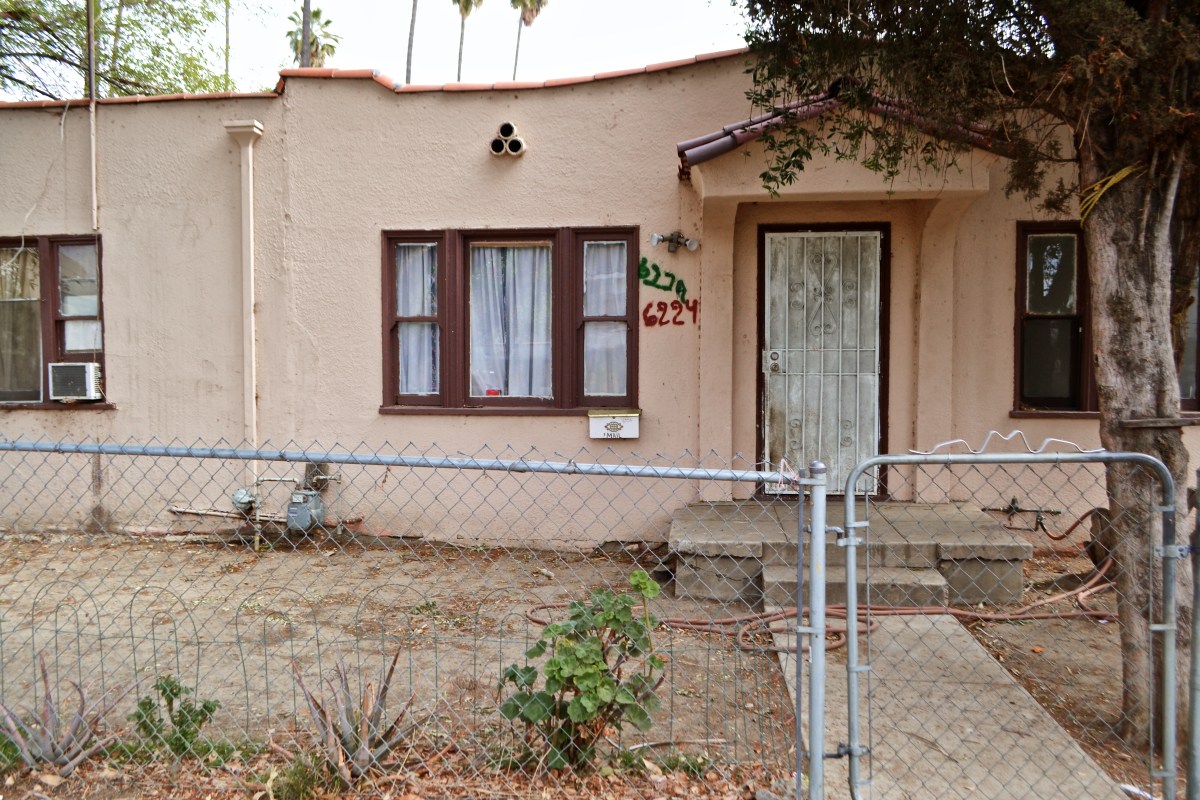 6224 Cedros Ave. Van Nuys, CA 91401