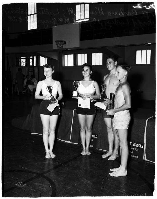 Posture_contest_1958 copy