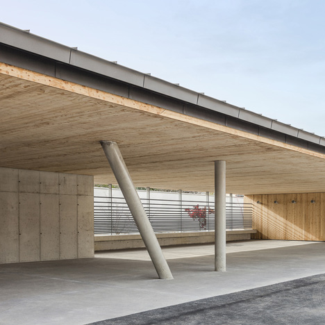 Jaurès-primary-school-by-Yoonseux_