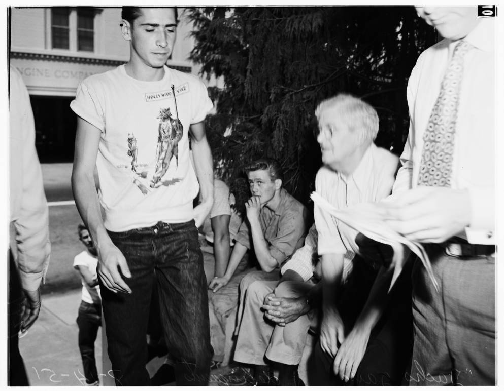Juvenile_gang_1951-3