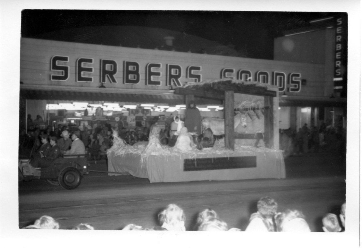 Serbers Foods. Hatteras and VNB. This building stood until 2014.