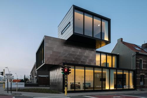 Location Belgium Roeselare/Office building HECTAAR - Photographer: Thomas De Bruyne – Cafeine