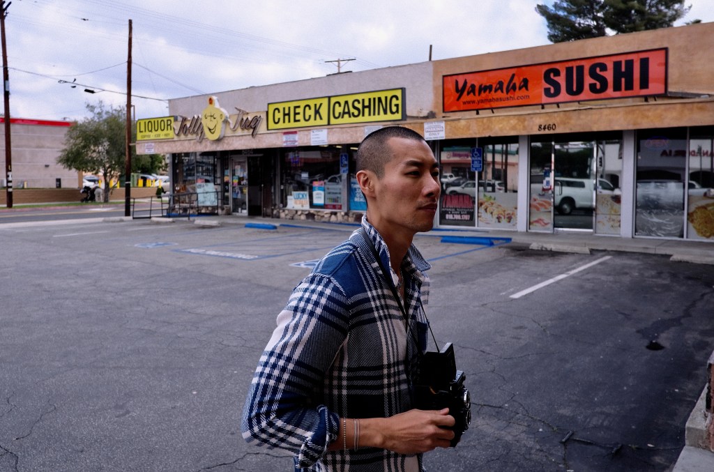 Photography: Gun Lee, Northridge, CA.